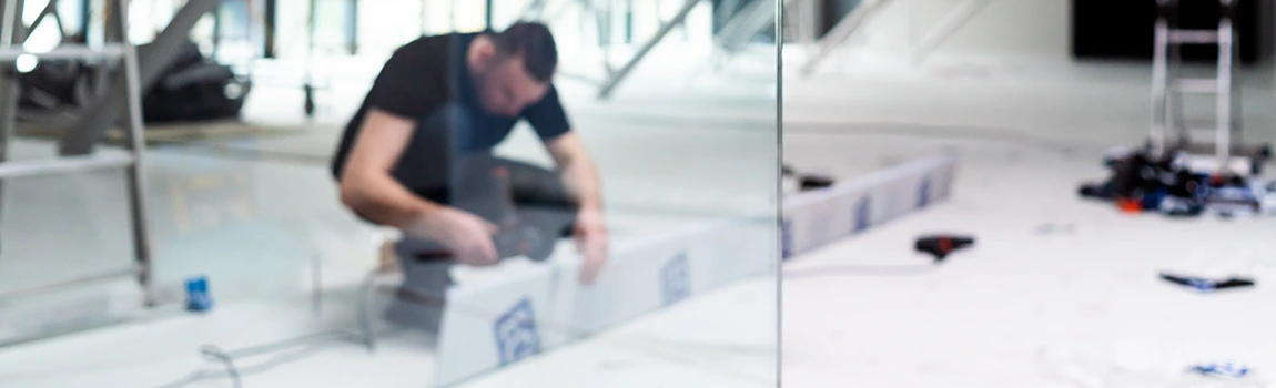 Emergency Commercial Glass Repair in Valrico, FL